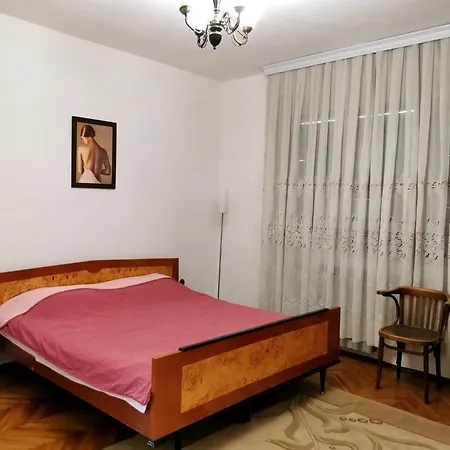 Apartment- Offers Free Parking And Wi-fi Apartment Skopje